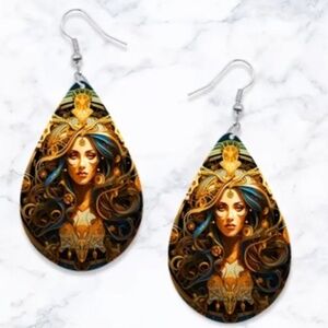 NWT Golden Zodiac Virgo on a Teardrop Shaped Pierced Dangle Earrings!